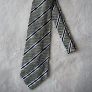 Giorgio Armani Neck Tie Classic Blue Green pattern